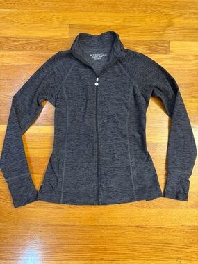 Beyond Yoga Spacedye Pleated Back Yoga Jacket Dark Heathered Gray - Size Small